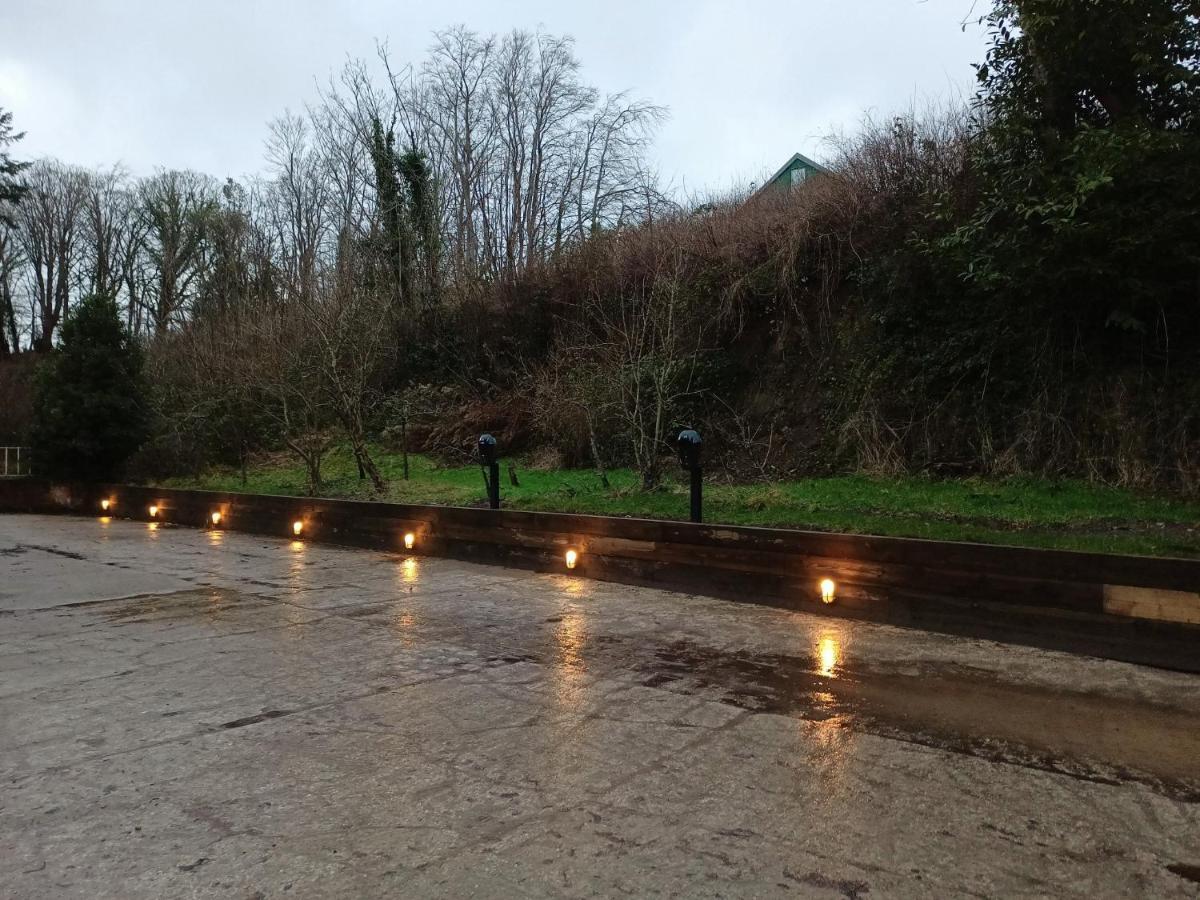 The West Wing At Eriviat Hall Hot Tub Henllan  المظهر الخارجي الصورة